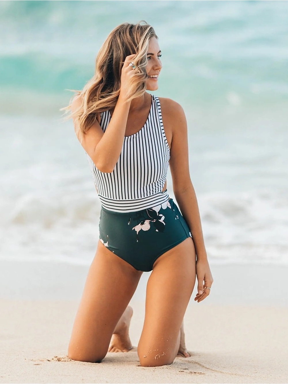 ALBION Bon Voyage One Piece Swimsuit Striped floral wrap tie Women’s Medium